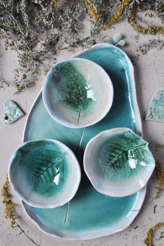 zestaw ceramiczny na sushi kształt liścia turkus