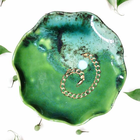 podstawka ceramiczna na biżuterię zielona fala handmade